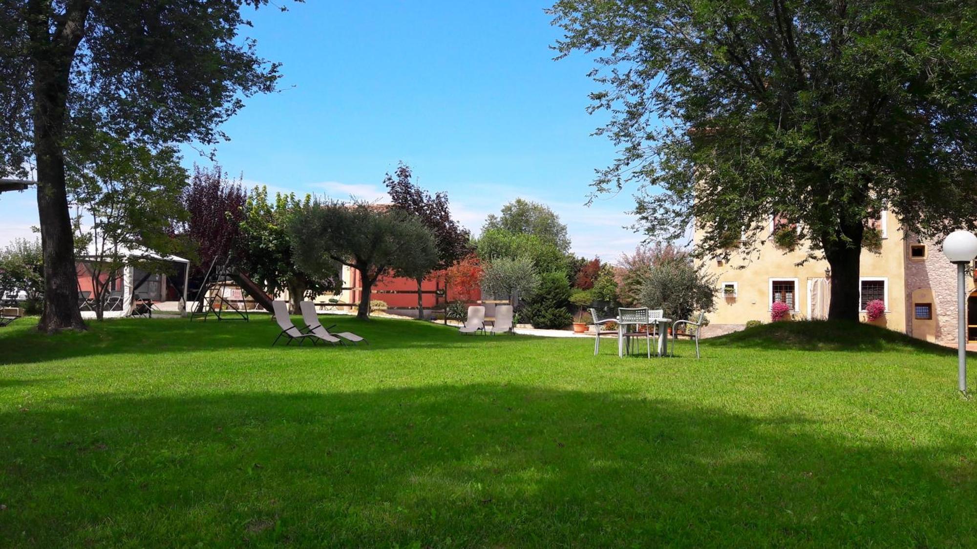 Penzion Al Torcol Agriturismo Monzambano Exteriér fotografie
